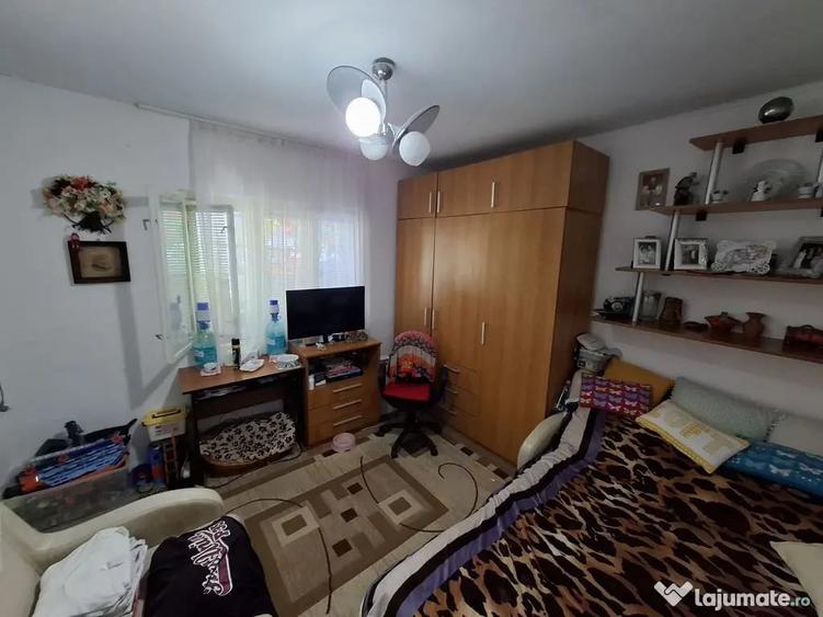 Casă cu 4 camere cu Teren 163 Mp în Nord