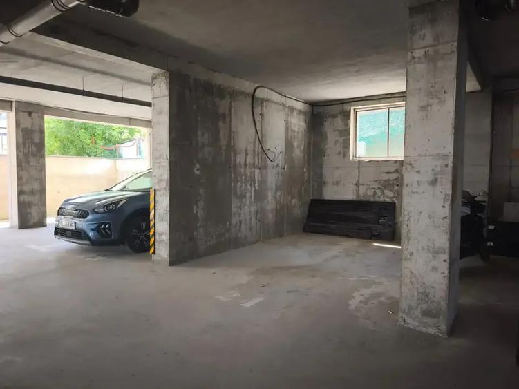 Apartament cu 3 camere decomandat, mobilat în Theodor Pallady