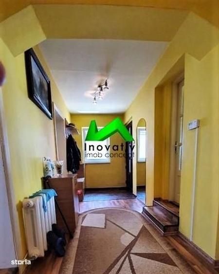 Casă cu 4 camere decomandat cu Teren 554 Mp în Șelimbăr