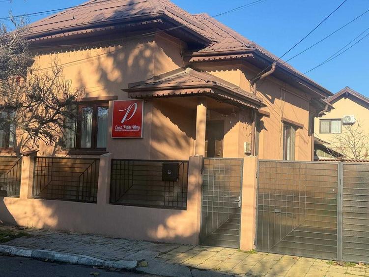 Casă cu 4 camere cu Teren 204 Mp în Exterior Vest