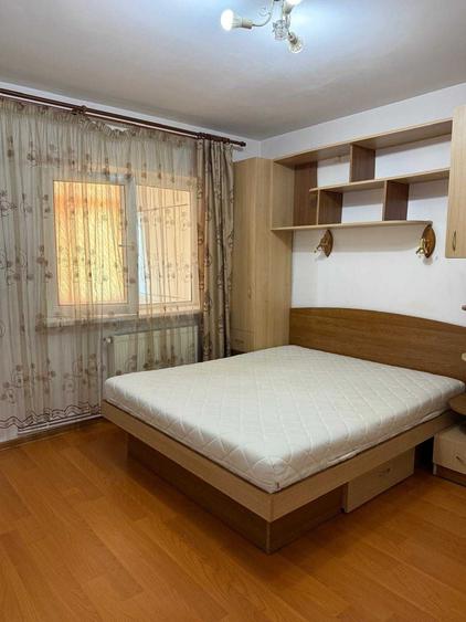 Apartament cu 2 camere decomandat, mobilat în Nicolina