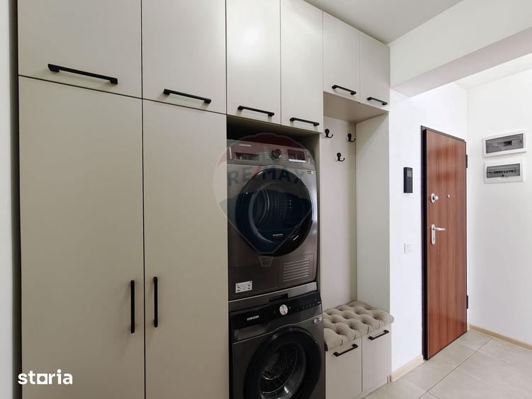 Apartament cu 3 camere în Tractorul