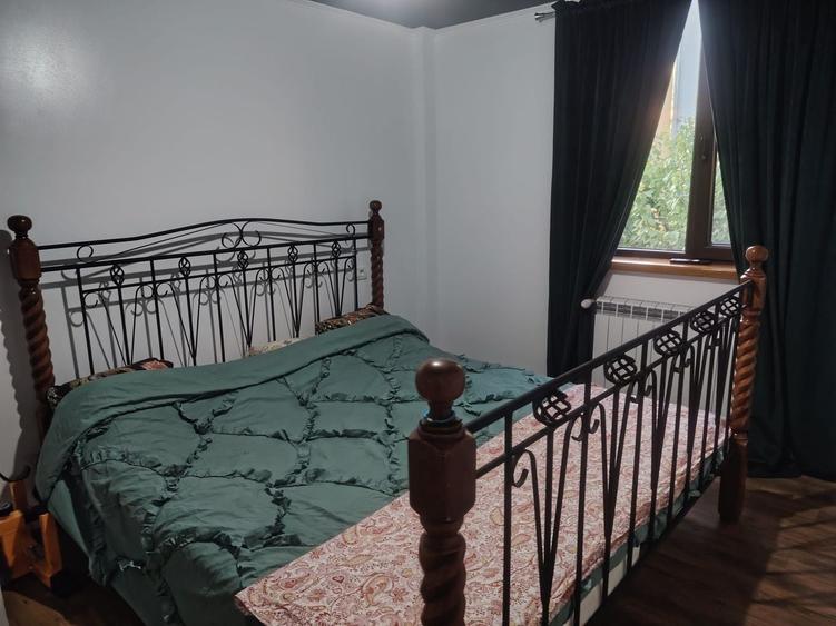 Casă individuală cu 5 camere cu Canalizare în Smârdan