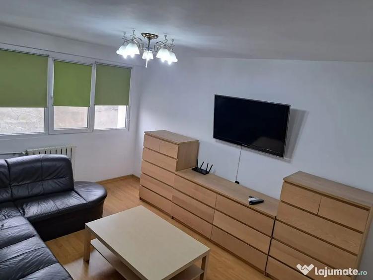 Apartament cu 2 camere decomandat în Eroii Revoluției