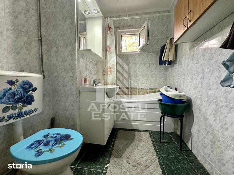 Apartament cu 3 camere decomandat în Soarelui