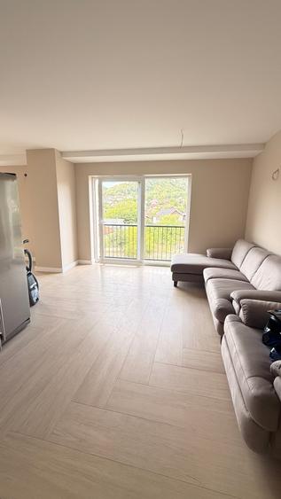 Apartament cu 3 camere decomandat în Orașul Vechi