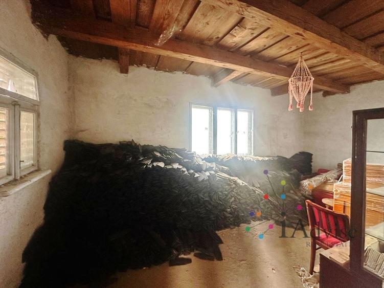 Casă individuală cu 2 camere cu Teren 2876 Mp în Dalnic