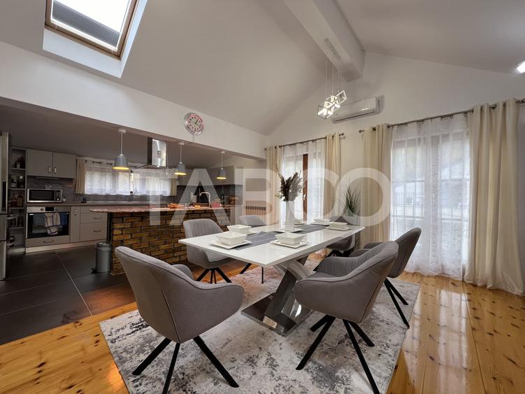 Apartament cu 5 camere semidecomandat, mobilat în Mănăștur