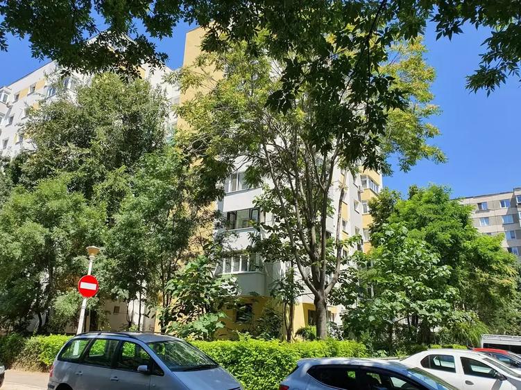 Apartament cu 2 camere decomandat în Sebastian
