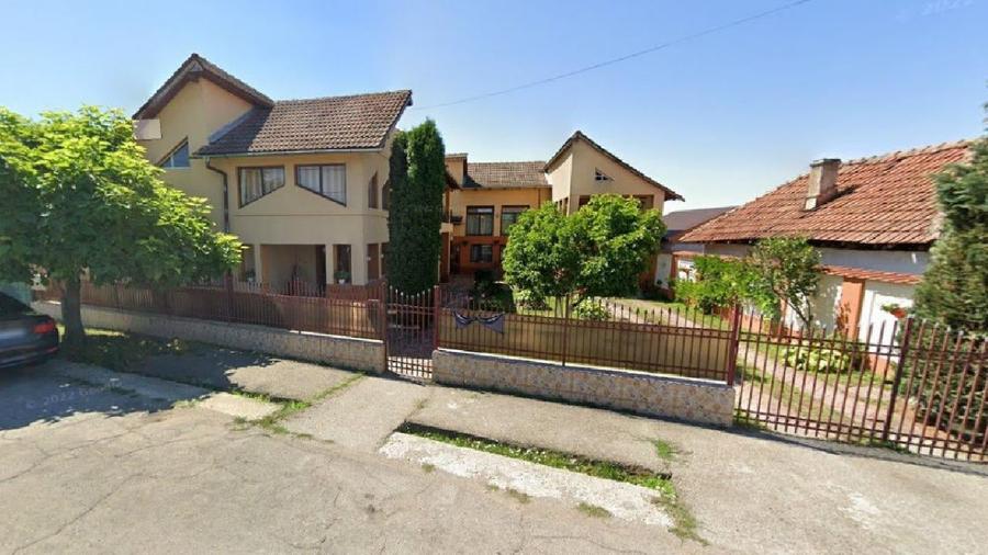 Casă individuală cu 5 camere cu Teren 249 Mp în Primăverii