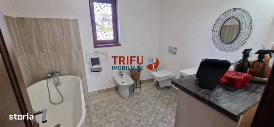 Casă cu 3 camere în Central