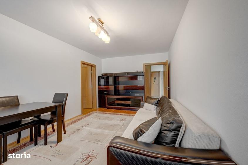 Apartament cu 4 camere semidecomandat în Dristor