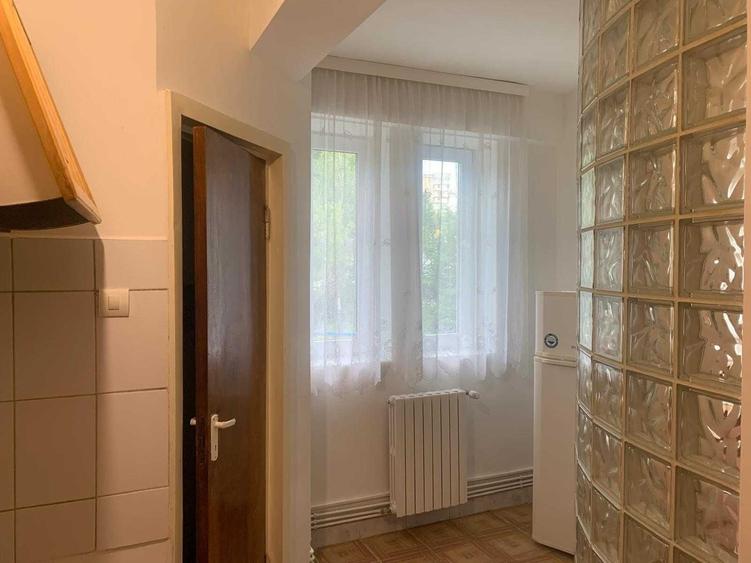 Garsonieră decomandată în Zorilor