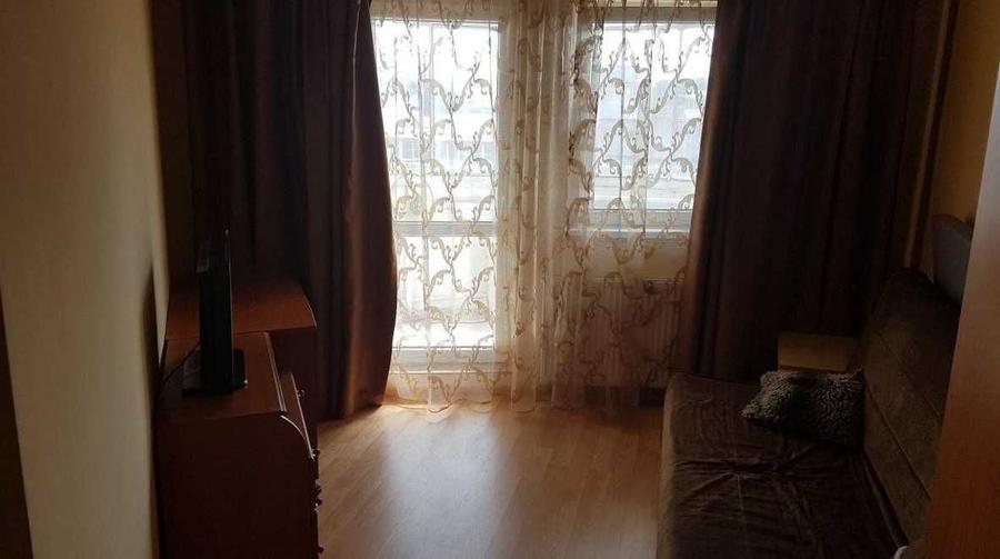 Apartament cu 3 camere decomandat în Crângași