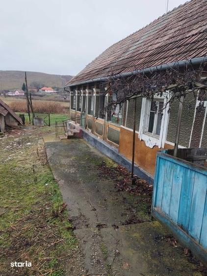 Casă cu 3 camere cu Teren 69 Mp în Ceanu Mare