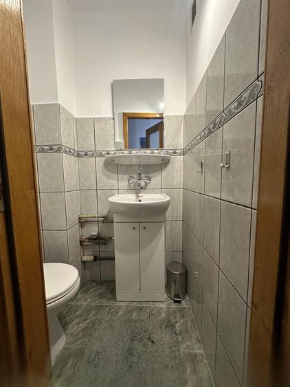 Apartament cu 3 camere decomandat în Lunei