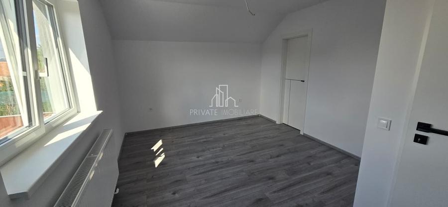 Casă individuală cu 4 camere cu Canalizare în Sângeorgiu de Mureș
