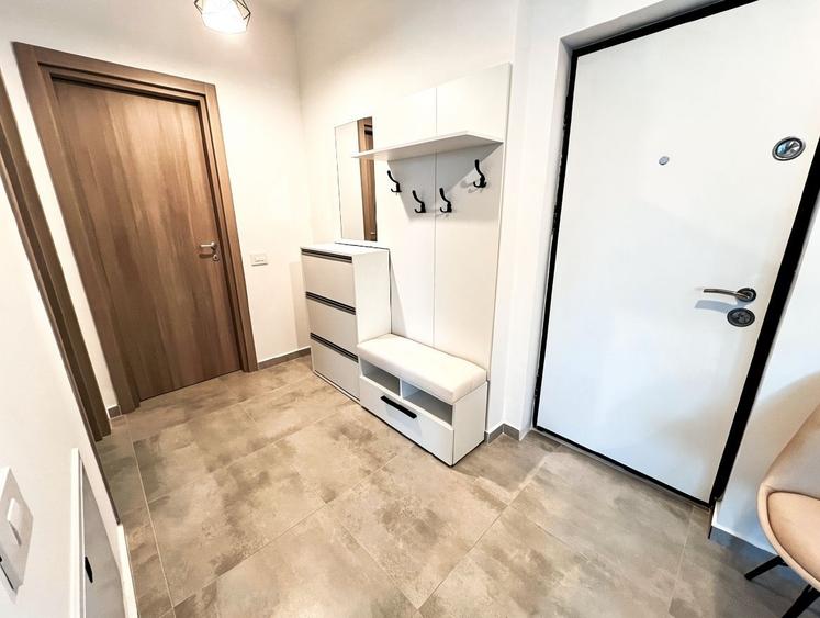 Apartament cu 2 camere decomandat, mobilat în Păcii