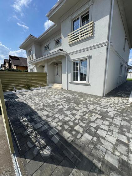 Casă cu 6 camere cu Teren 300 Mp în Chișoda