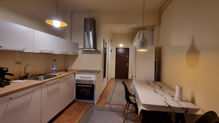 Garsoniera etaj 1 in Centru de inchiriat 200 Euro - 6