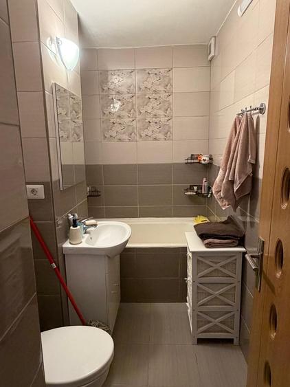 Garsonieră decomandată în Central