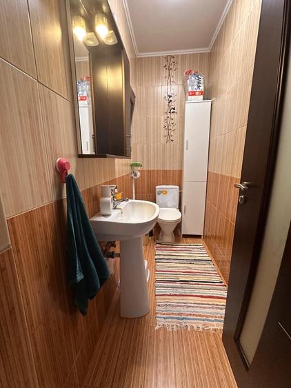 Duplex cu 3 camere cu Canalizare în Domnești