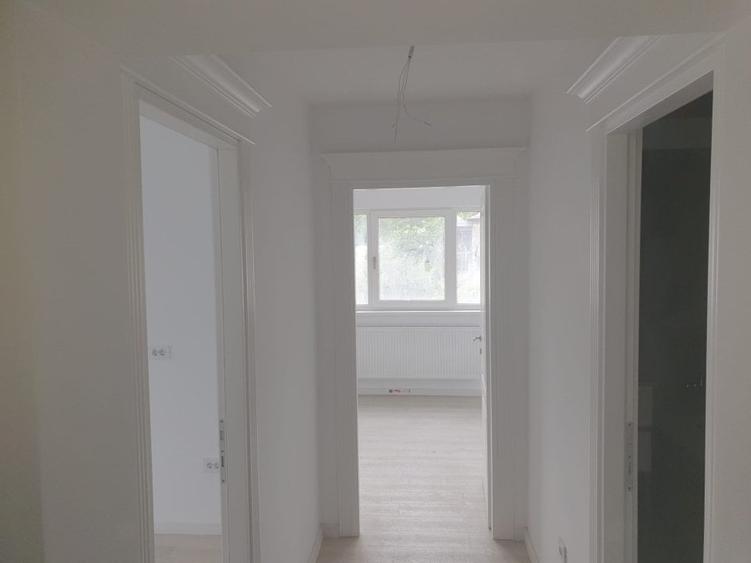 Apartament cu 2 camere decomandat în Nicolina