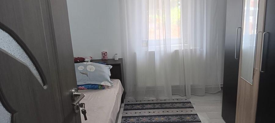 Apartament cu 2 camere decomandat în Exterior Vest