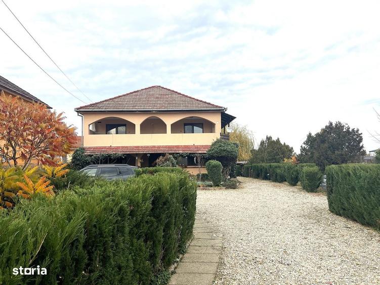 Apartament cu 3 camere în Mărtinești