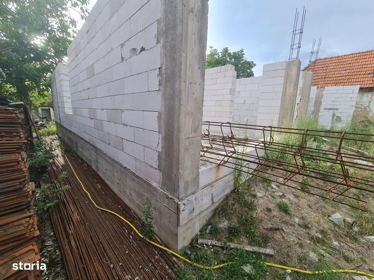 Casă cu 4 camere în Bocsig