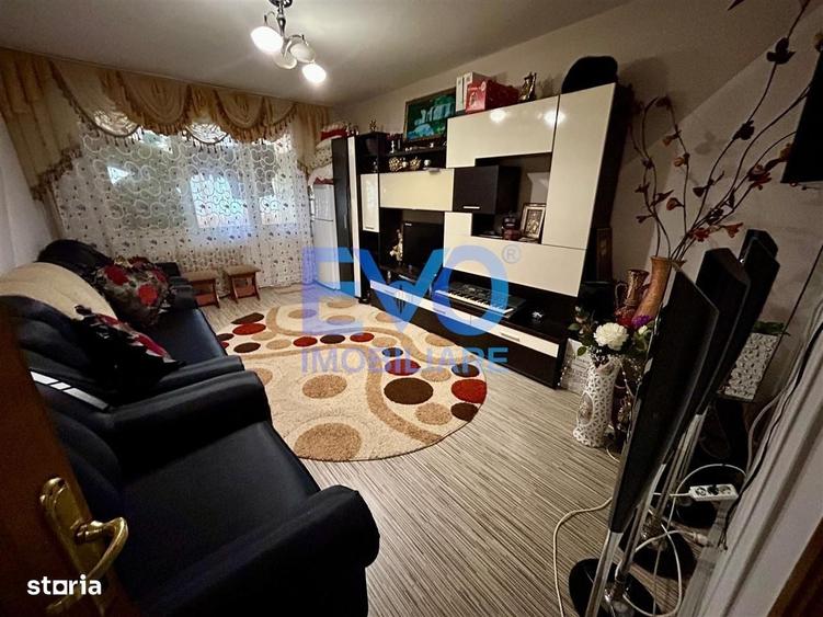 Apartament cu 3 camere în Alexandru cel Bun