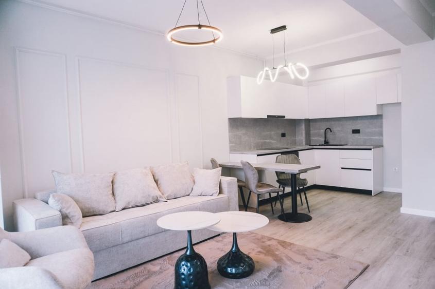 Apartament cu 2 camere decomandat, mobilat în Șelimbăr
