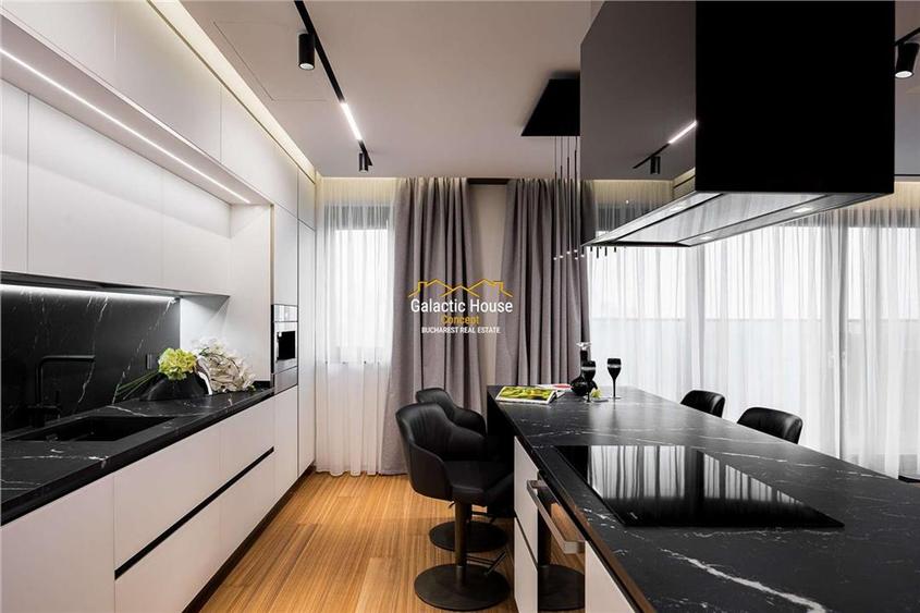 Apartament cu 5 camere decomandat, mobilat în Primăverii