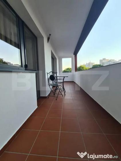 Apartament cu 3 camere decomandat în Cetate