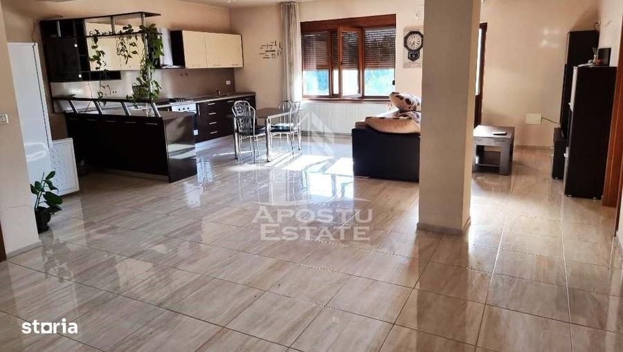 Apartament cu 3 camere în Andrei Șaguna