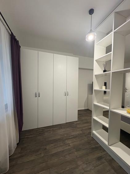 Apartament cu 2 camere decomandat în Energiei