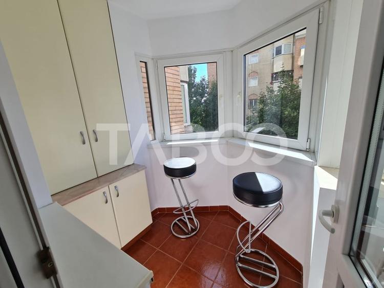 Apartament spatios cu 3 camere si 2 bai plus balcon in zona Central - 11