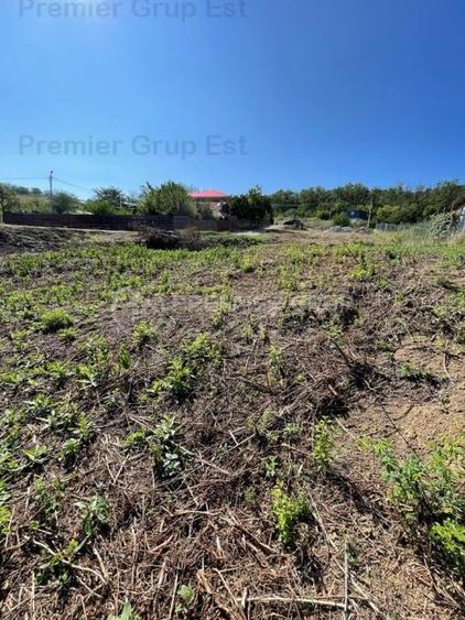 Teren Construcții intravilan de 477 mp, în Aroneanu