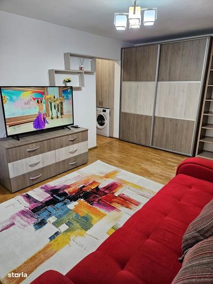 Apartament cu 2 camere semidecomandat, mobilat în Lujerului