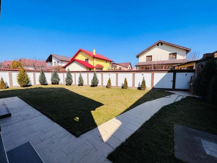 Casă cu 4 camere cu Teren 610 Mp în Preajba