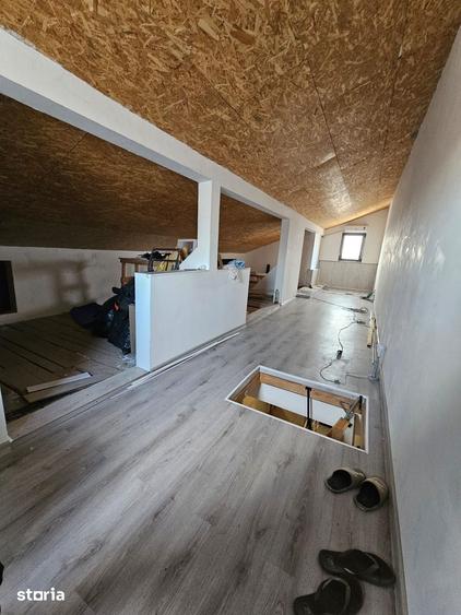 Casă cu 4 camere cu Teren 250 Mp în Crevedia