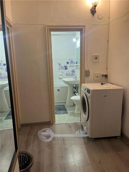 Garsonieră decomandată în Cug