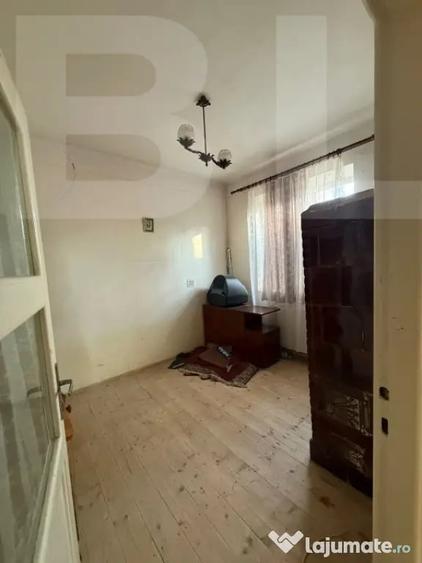 Casă cu 3 camere cu Teren 600 Mp în Central