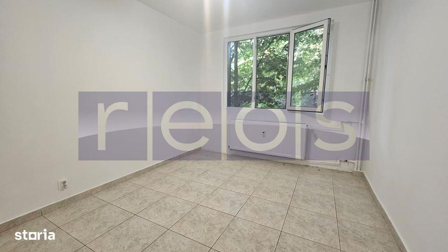 Apartament cu 2 camere decomandat în Valea Oltului