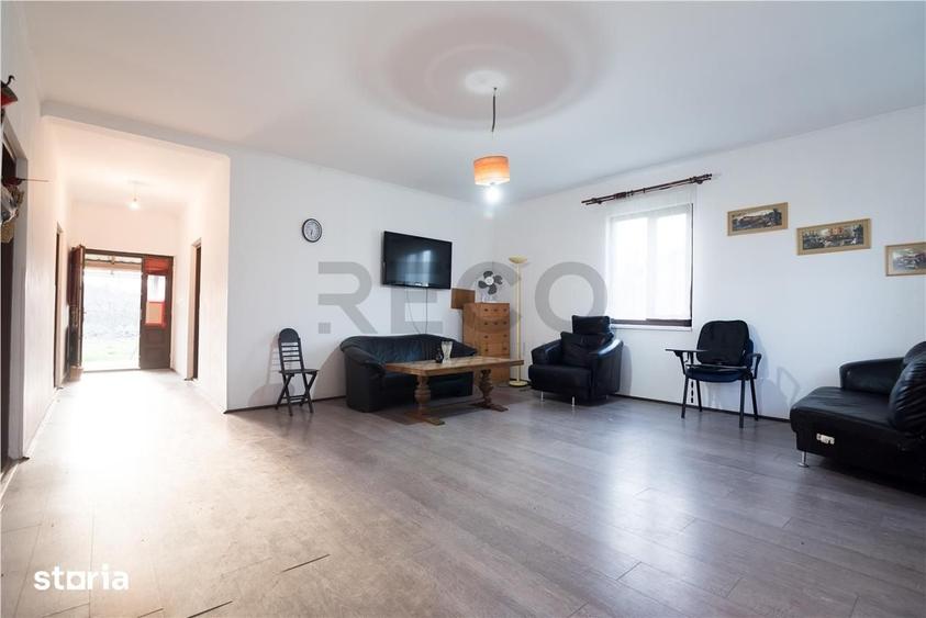 Casă cu 3 camere cu Teren 1184 Mp în Sălard