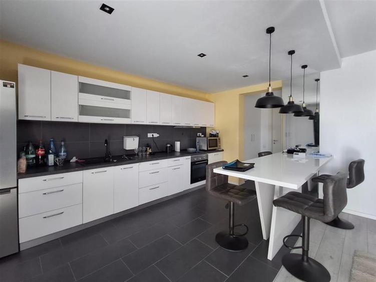 Apartament cu 2 camere semidecomandat în Exterior Est