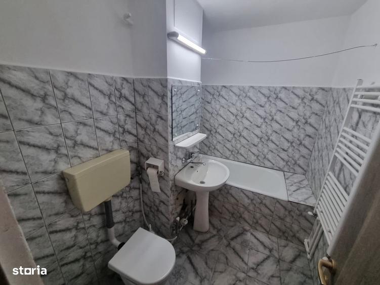 Apartament cu 2 camere decomandat, mobilat în Faleza Nord