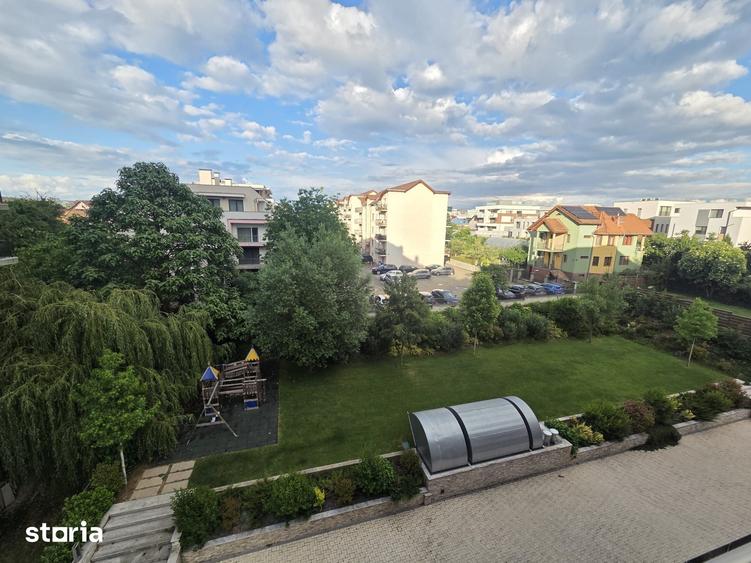 Apartament cu 3 camere în Între Lacuri