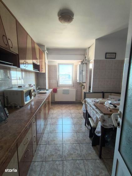 Apartament cu 3 camere, mobilat în Gara