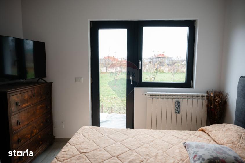 Casă cu 5 camere cu Teren 4242 Mp în Vânători-Neamț